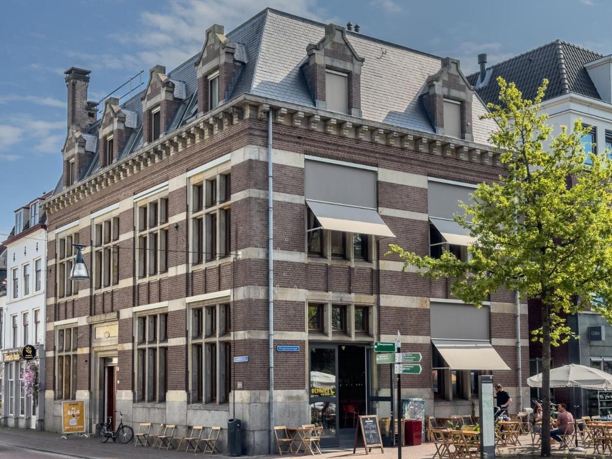 Hostel & Bar De Basis Zwolle  Exterior photo